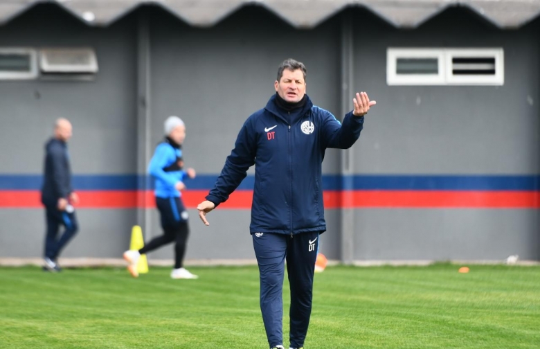 “Rojas tiene jerarquía y personalidad”