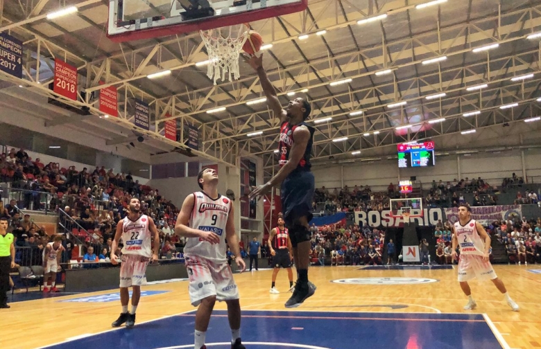 Cerró a toda orquesta