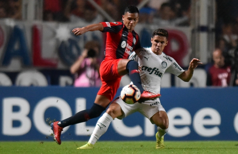 En busca del liderazgo