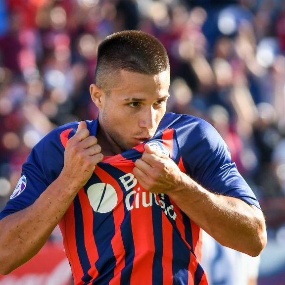 El Ciclón cierra frente a Lanús