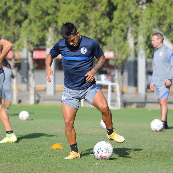 Con la mirada en Platense