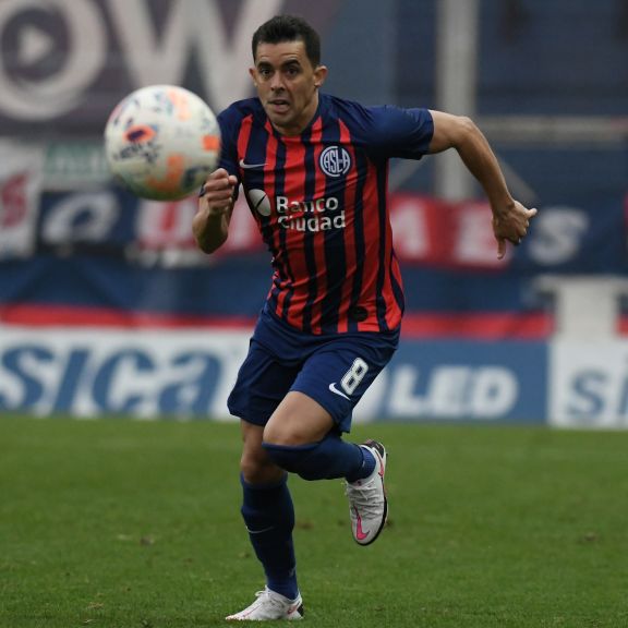 Dos salidas del plantel de San Lorenzo