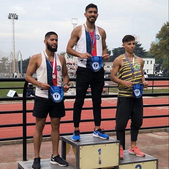 Gran cosecha de medallas en atletismo