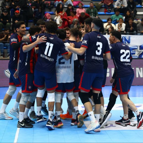 Triunfazo en la primera semifinal