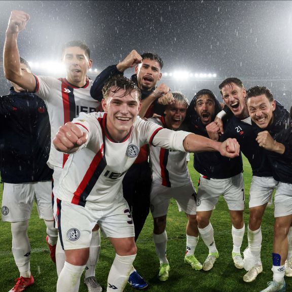 ¡Ahora a gritar en casa, Ciclón!