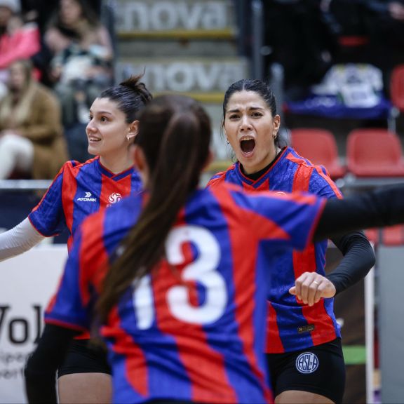 Una victoria que vale la punta y las semifinales